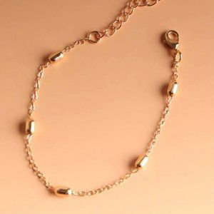 NEW! Beautiful Classic Gold Tone Chain Bracelet